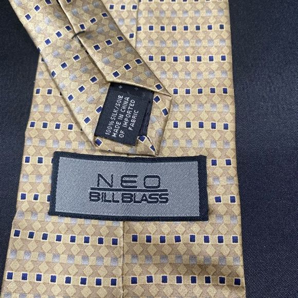Men's NEO Bill Blass Chinese Silk Neck Tie - Picture 5 of 7